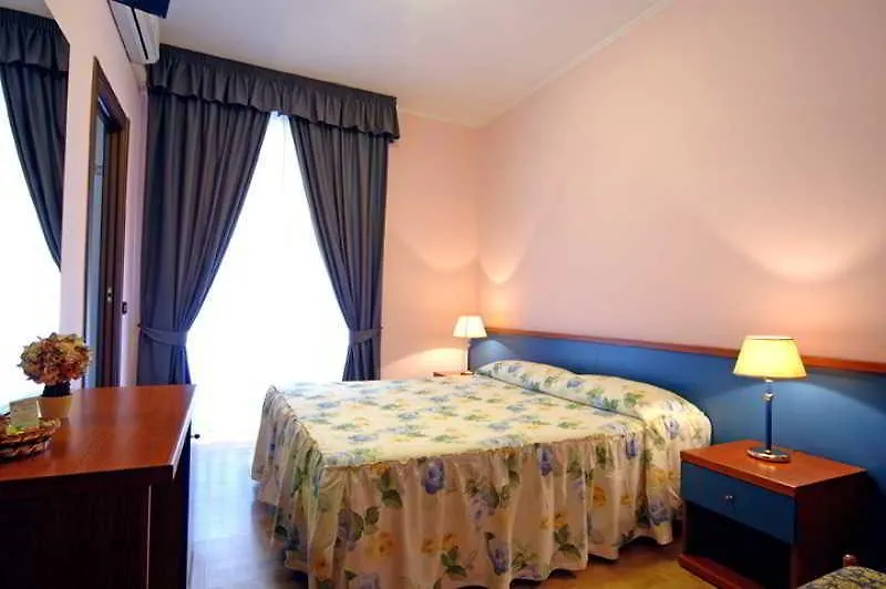 Buone Vacanze ローマ イタリア